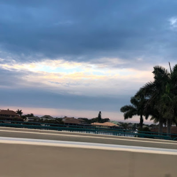 Meet your Posher, Anna - Picture 1 of 1